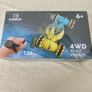 Funbud Gesture Sensing RC Stunt Car Toy Kids Cool Present 6+ yrs New sealed box